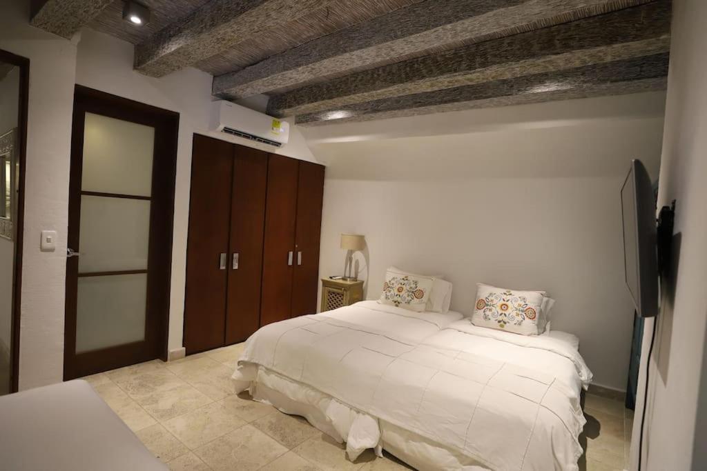 Luxury Colonial Home at Virrey Eslava