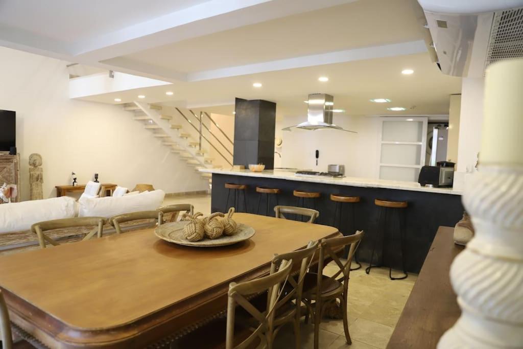 Luxury Colonial Home at Virrey Eslava