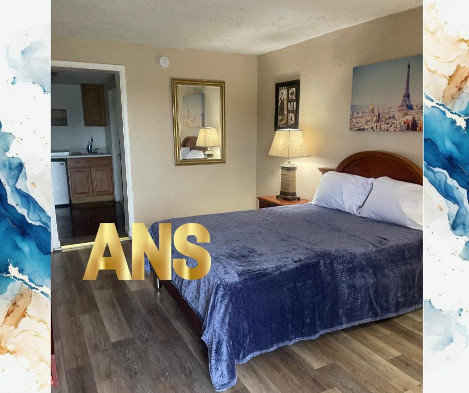 Winchester Vacations - ANS INN SUITES - Property Image 14