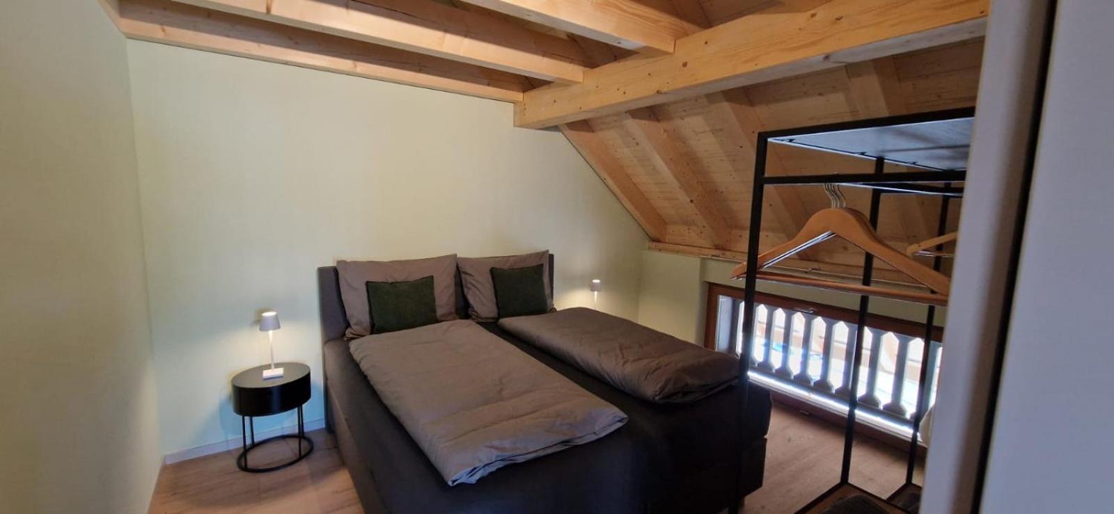 Visionary Hospitality Bassersdorf, Zürich - Premium Apartments in Swiss Style with Free Parking, Washer, Kitchen, Terrace, Vaulted Cellar Event Room, Bus S