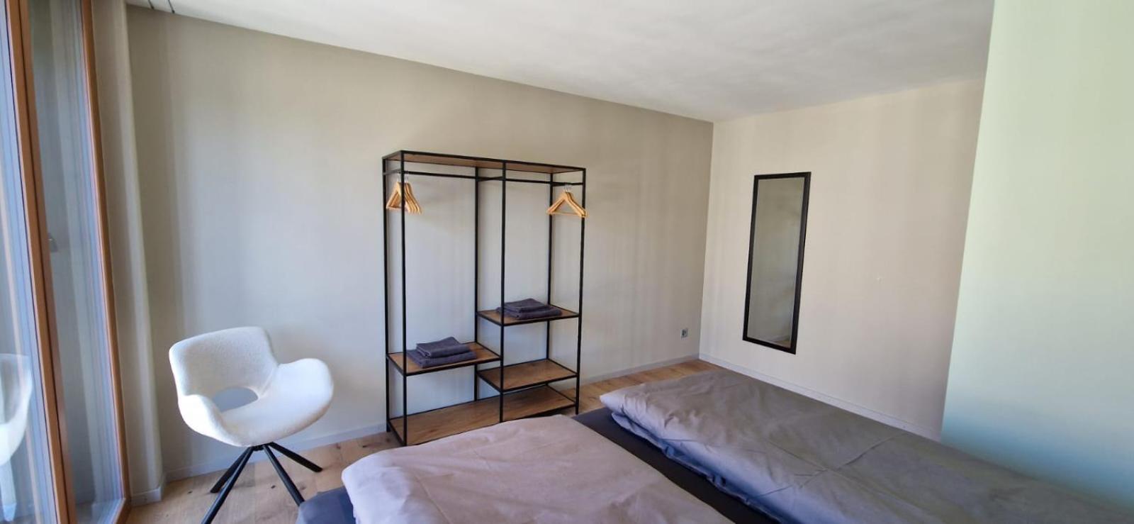 Visionary Hospitality Bassersdorf, Zürich - Premium Apartments in Swiss Style with Free Parking, Washer, Kitchen, Terrace, Vaulted Cellar Event Room, Bus S