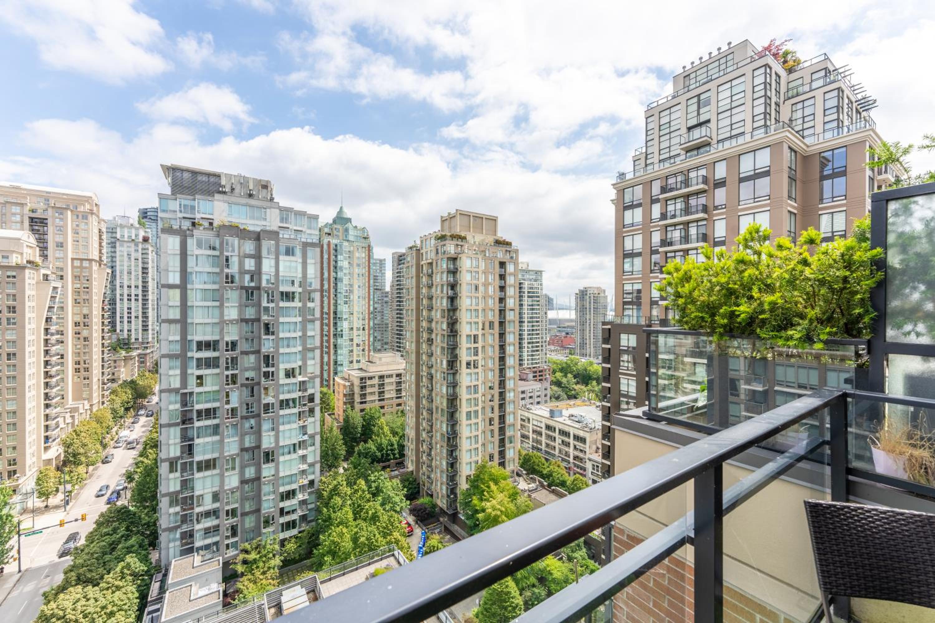 Cozy 1 Bedroom Apartment in the Heart of Yaletown