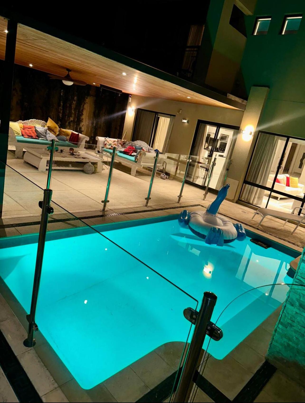 Luxury Villa W Pool & Spa 5 BEDROOMS