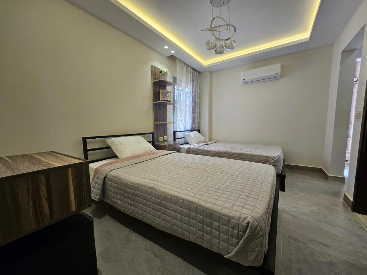 The Luxe Retreat and Uniqueness