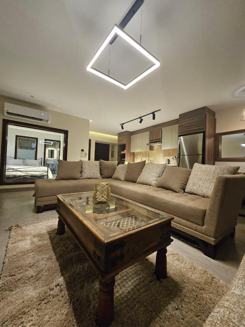 The Luxe Retreat and Uniqueness