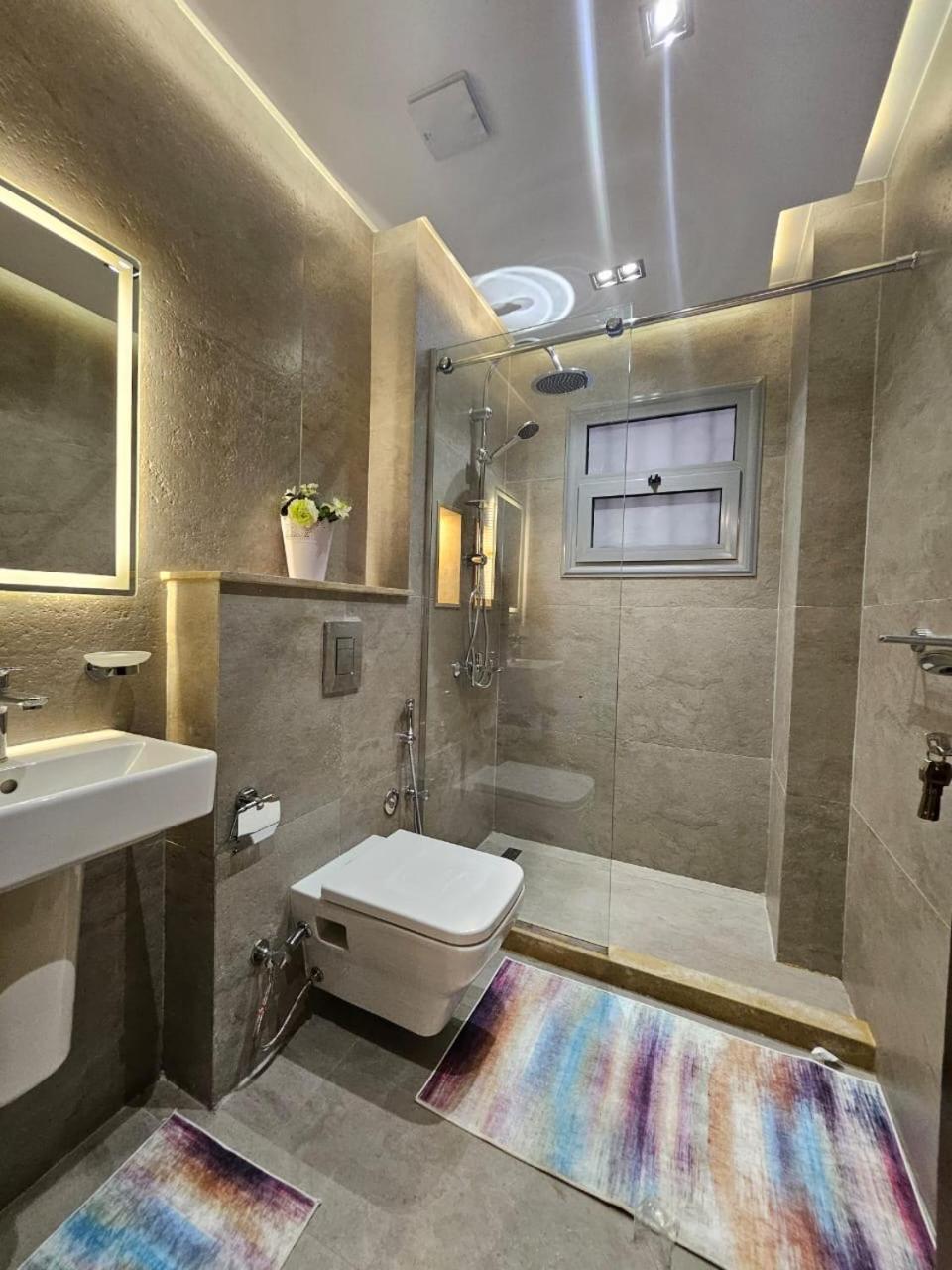 The Luxe Retreat and Uniqueness