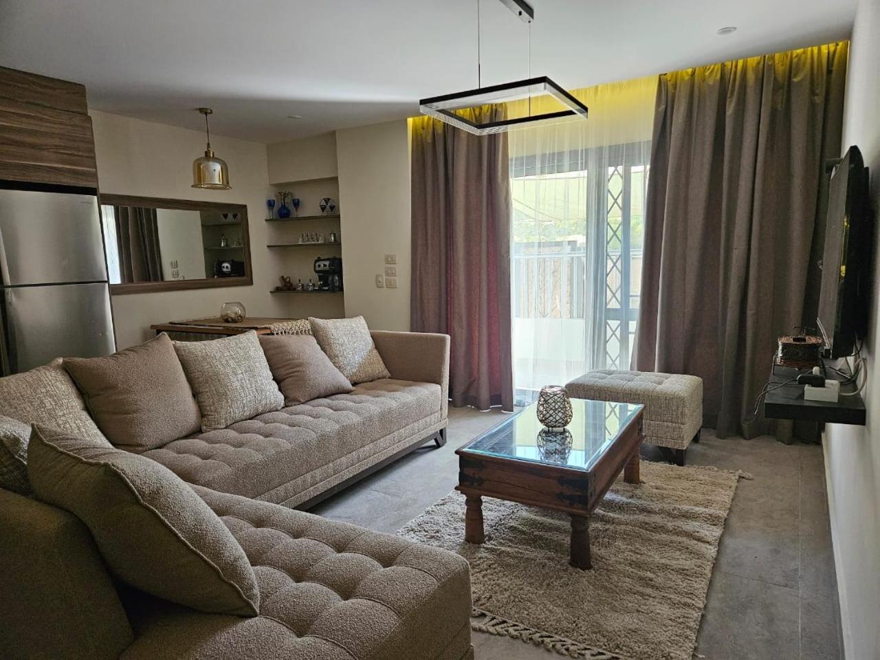 The Luxe Retreat and Uniqueness