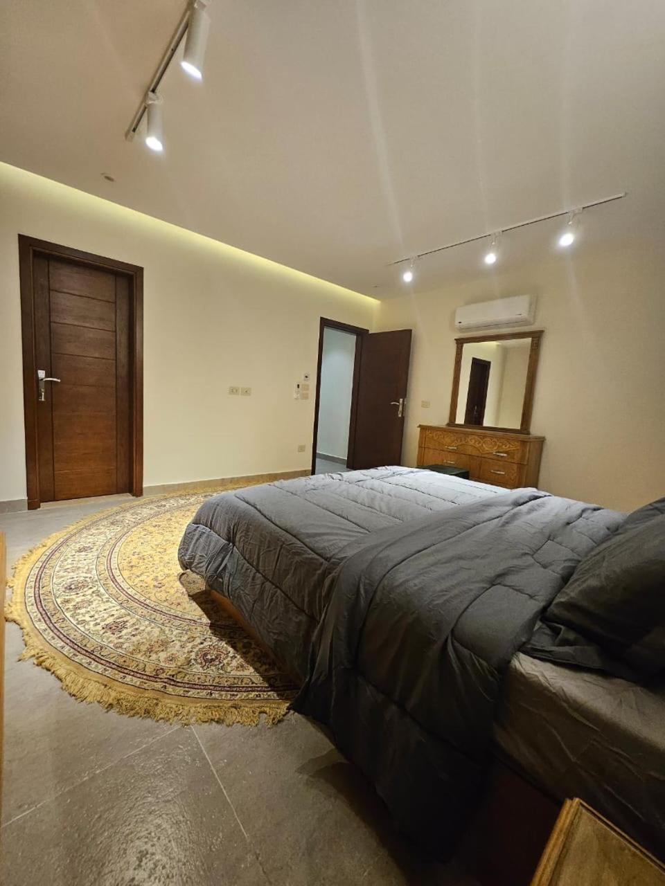 The Luxe Retreat and Uniqueness