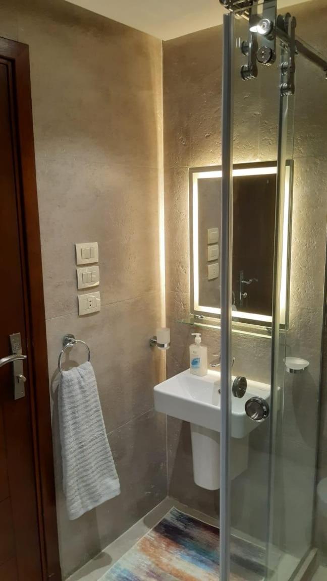 The Luxe Retreat and Uniqueness