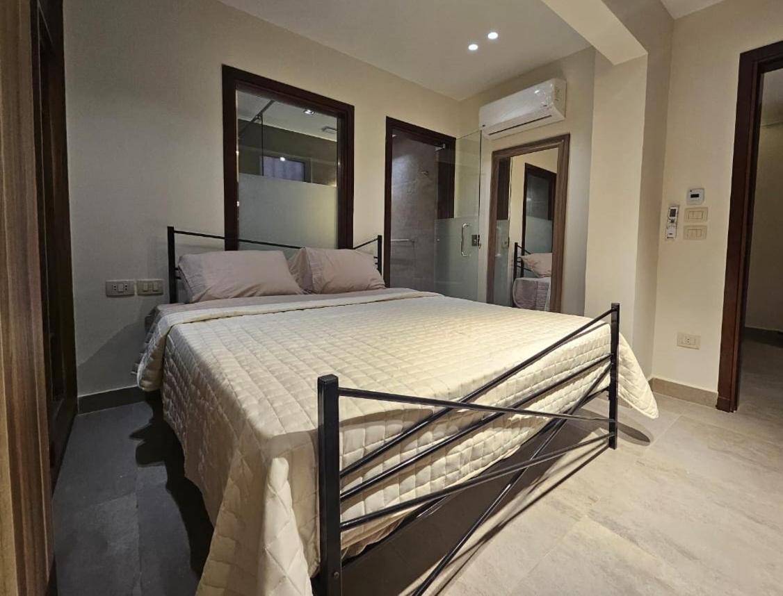 The Luxe Retreat and Uniqueness