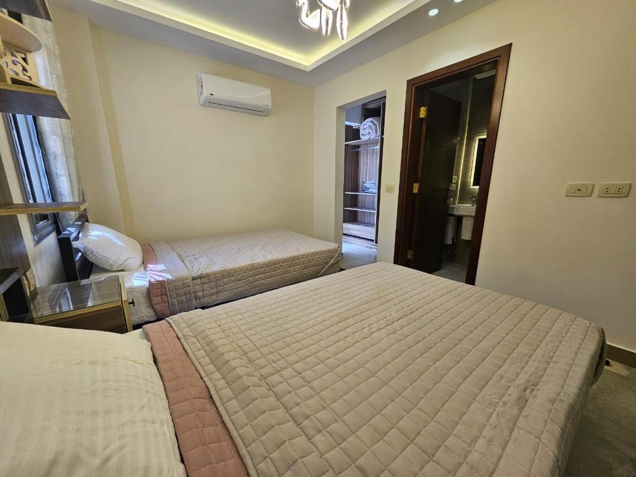 The Luxe Retreat and Uniqueness