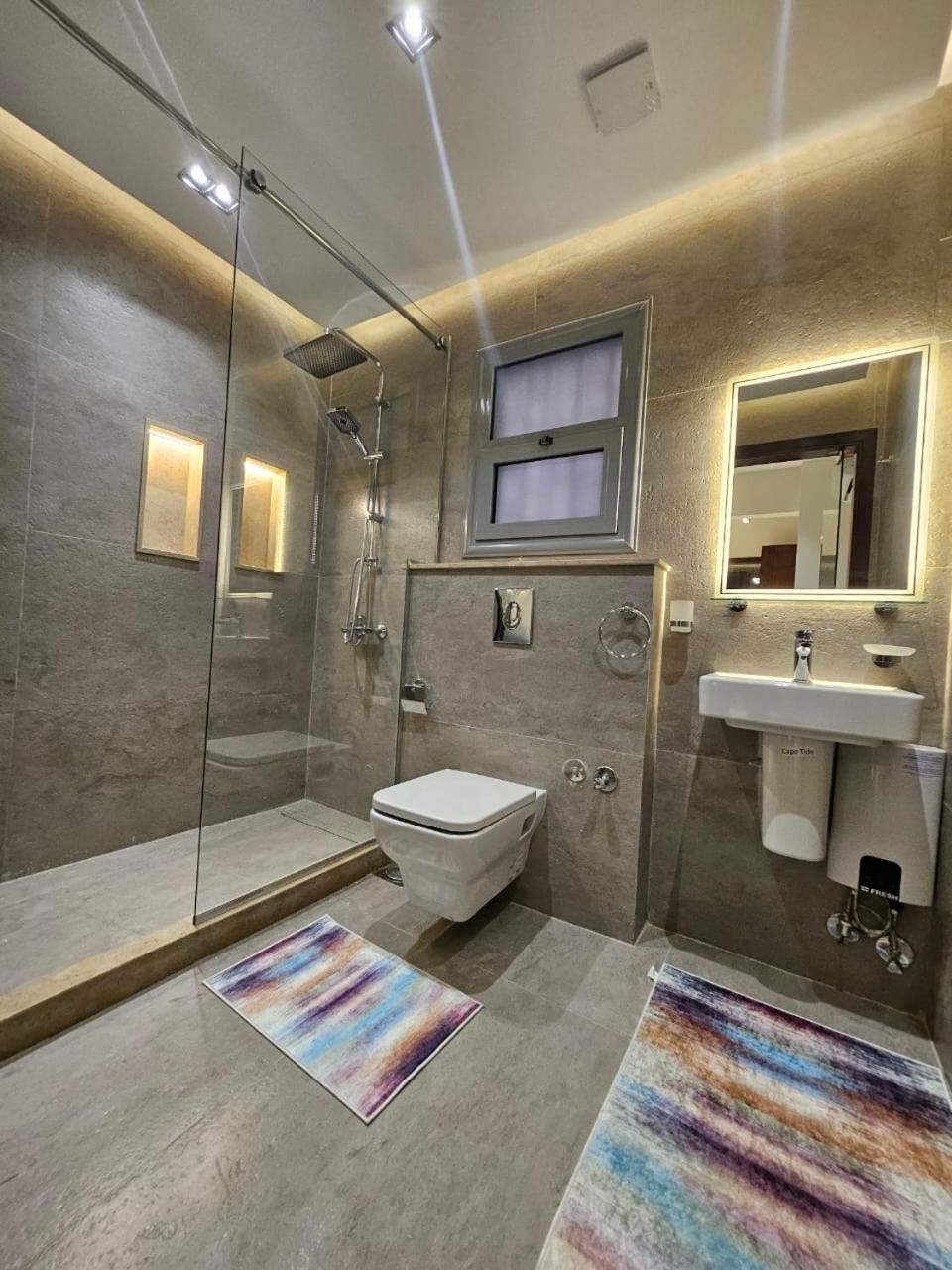 The Luxe Retreat and Uniqueness