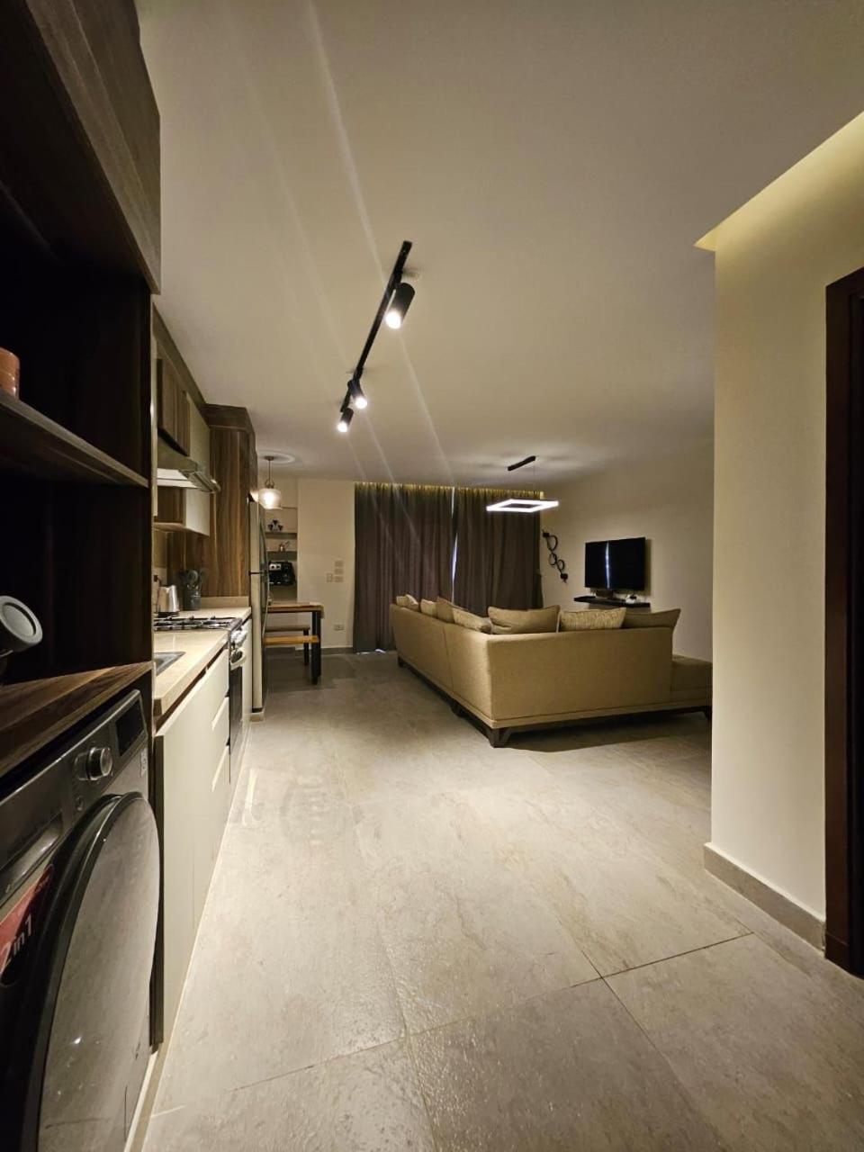 The Luxe Retreat and Uniqueness