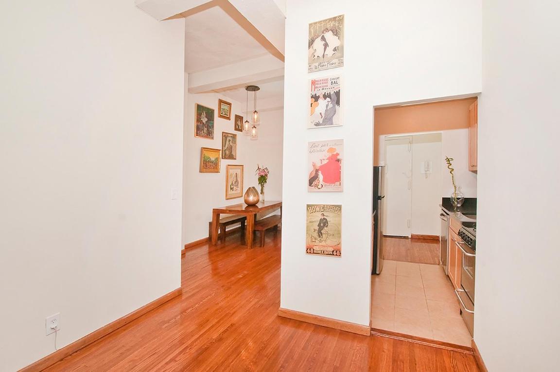 GREAT APT 2 BED ROOM GREAT LOCATION nye