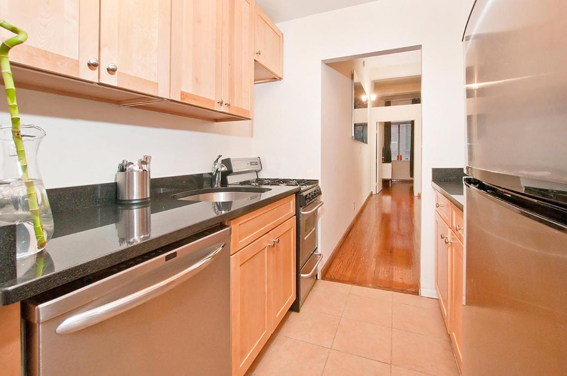 GREAT APT 2 BED ROOM GREAT LOCATION nye