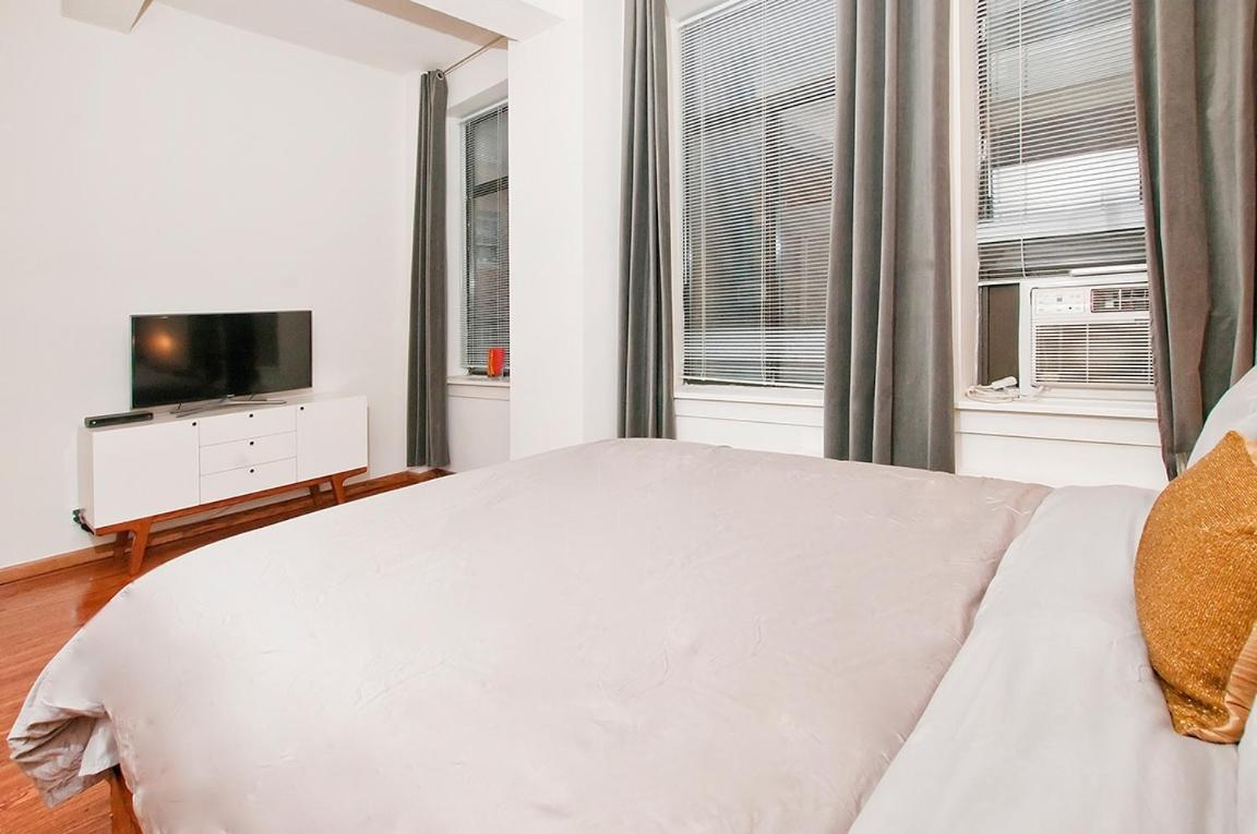 GREAT APT 2 BED ROOM GREAT LOCATION nye