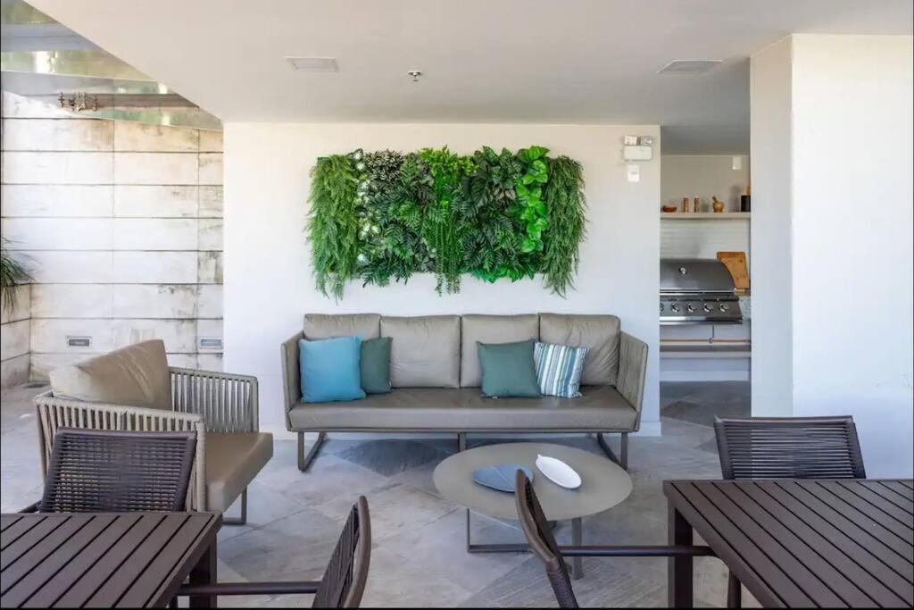 Apartamento completo e moderno com ar condicionado e piscina no centro do RIO