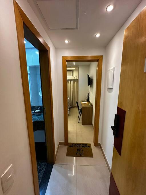 Apartamento completo e moderno com ar condicionado e piscina no centro do RIO