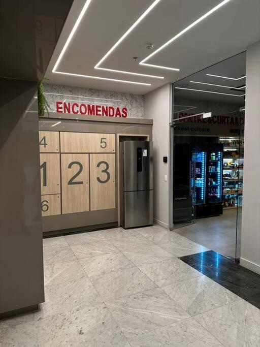 Apartamento completo e moderno com ar condicionado e piscina no centro do RIO