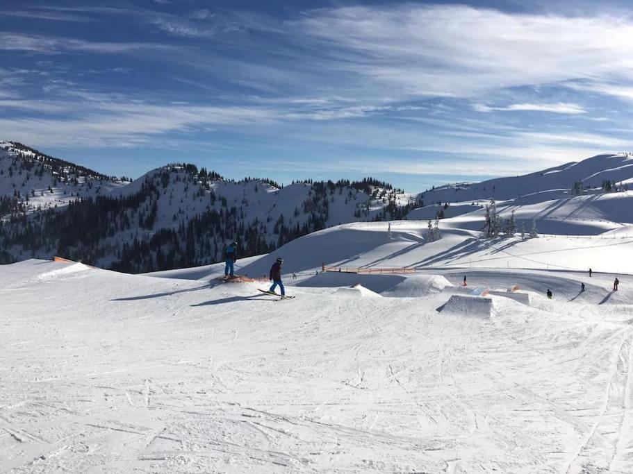 Sonnige ruhige Fewo Bergpanorama auf 1200m mit Süd Balkon