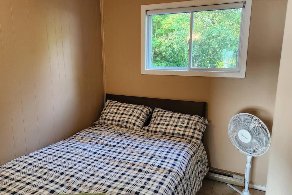 South Algonquin Cottage