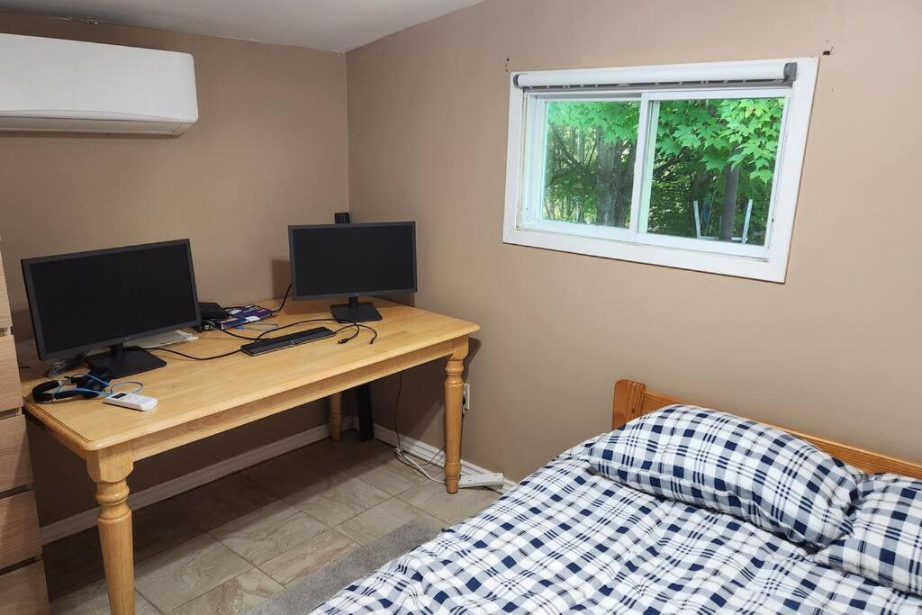South Algonquin Cottage