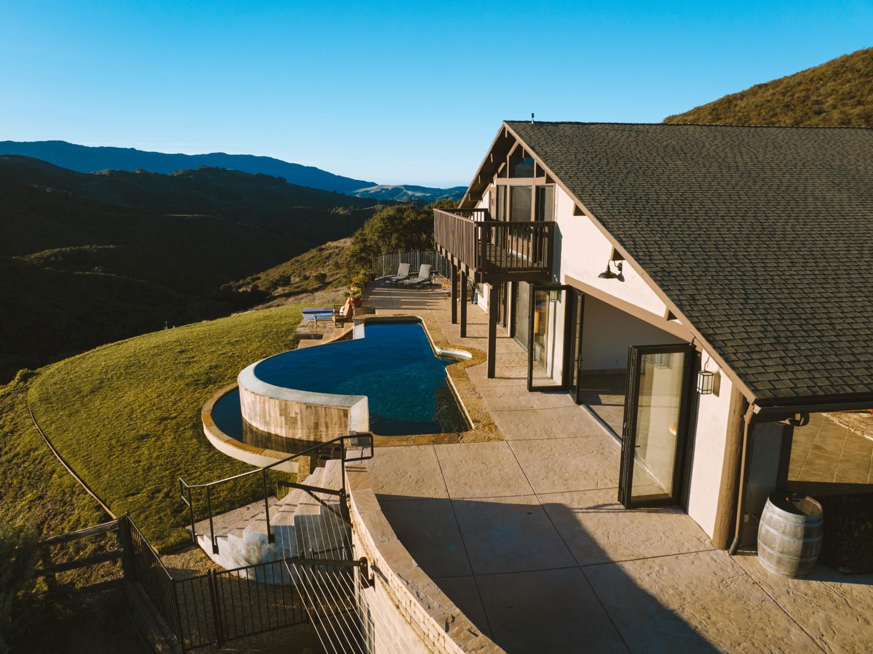 Highline Summit House