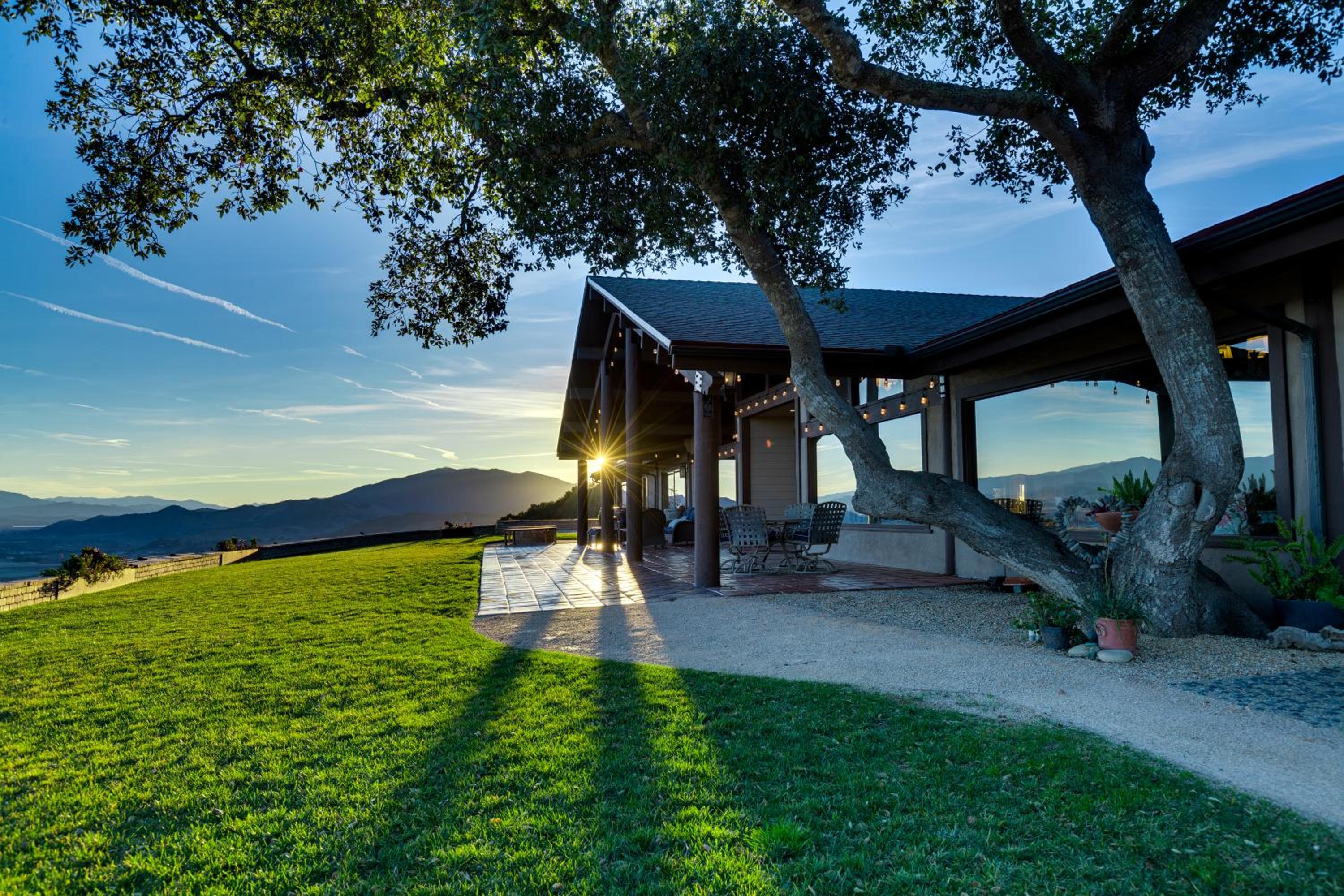 Highline Summit House