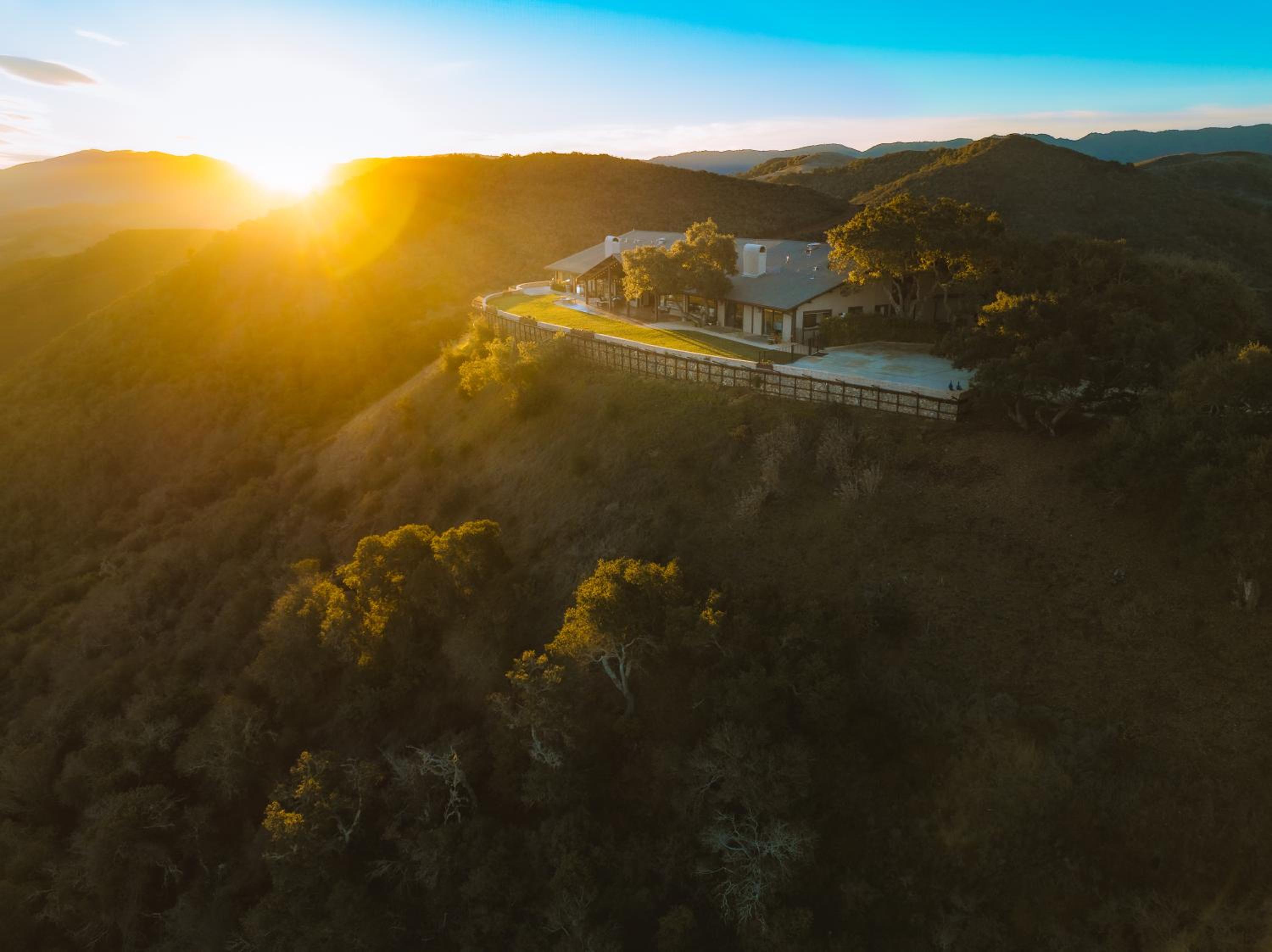 Highline Summit House