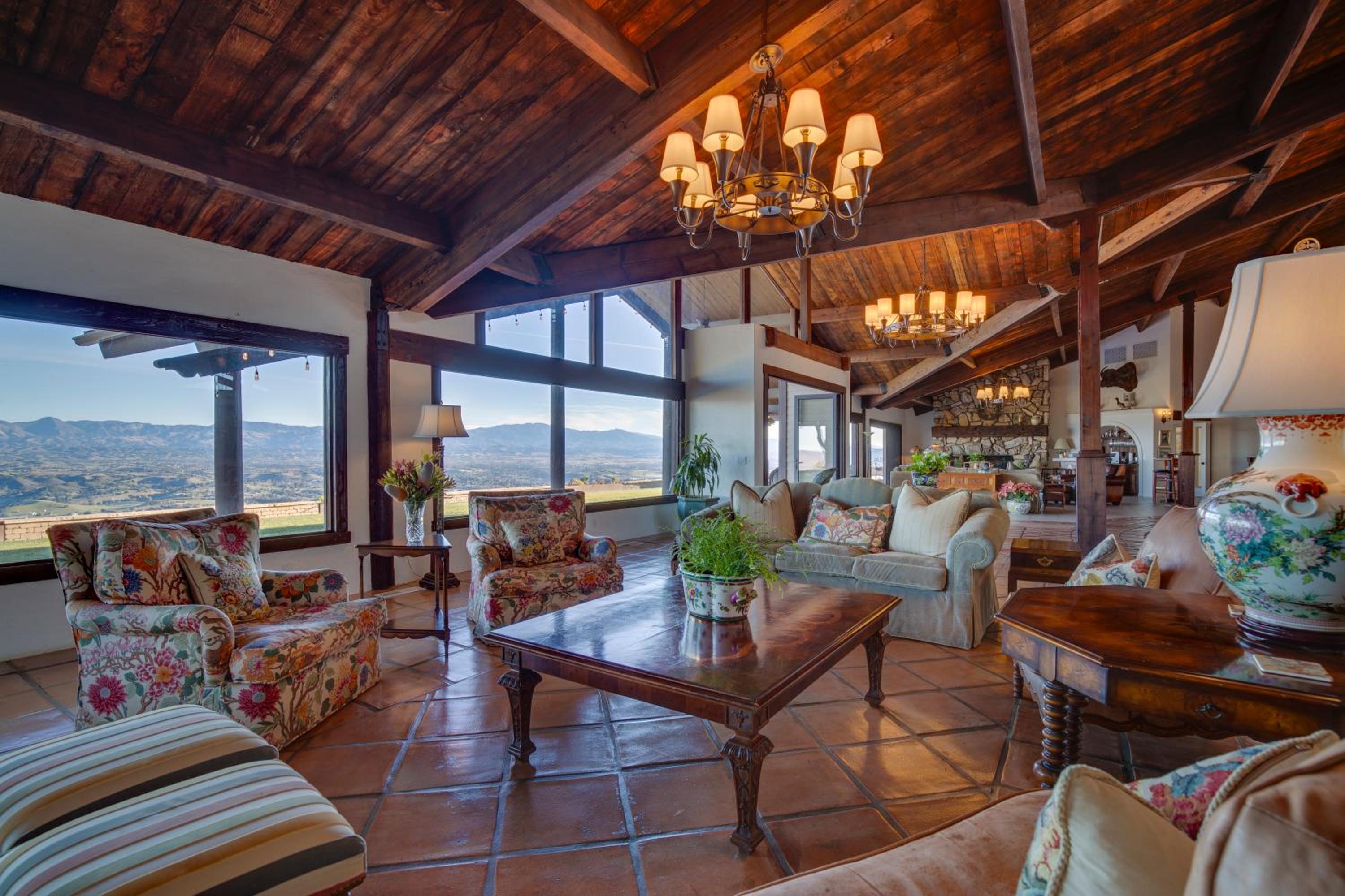 Highline Summit House