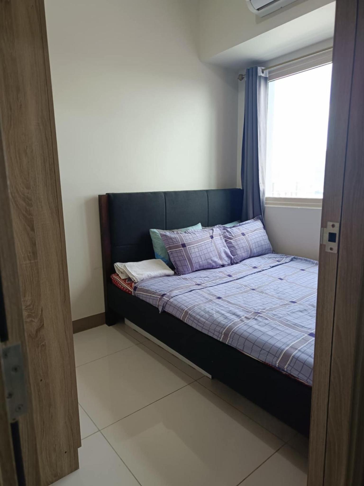 Coast Residences-Ronnzel staycation