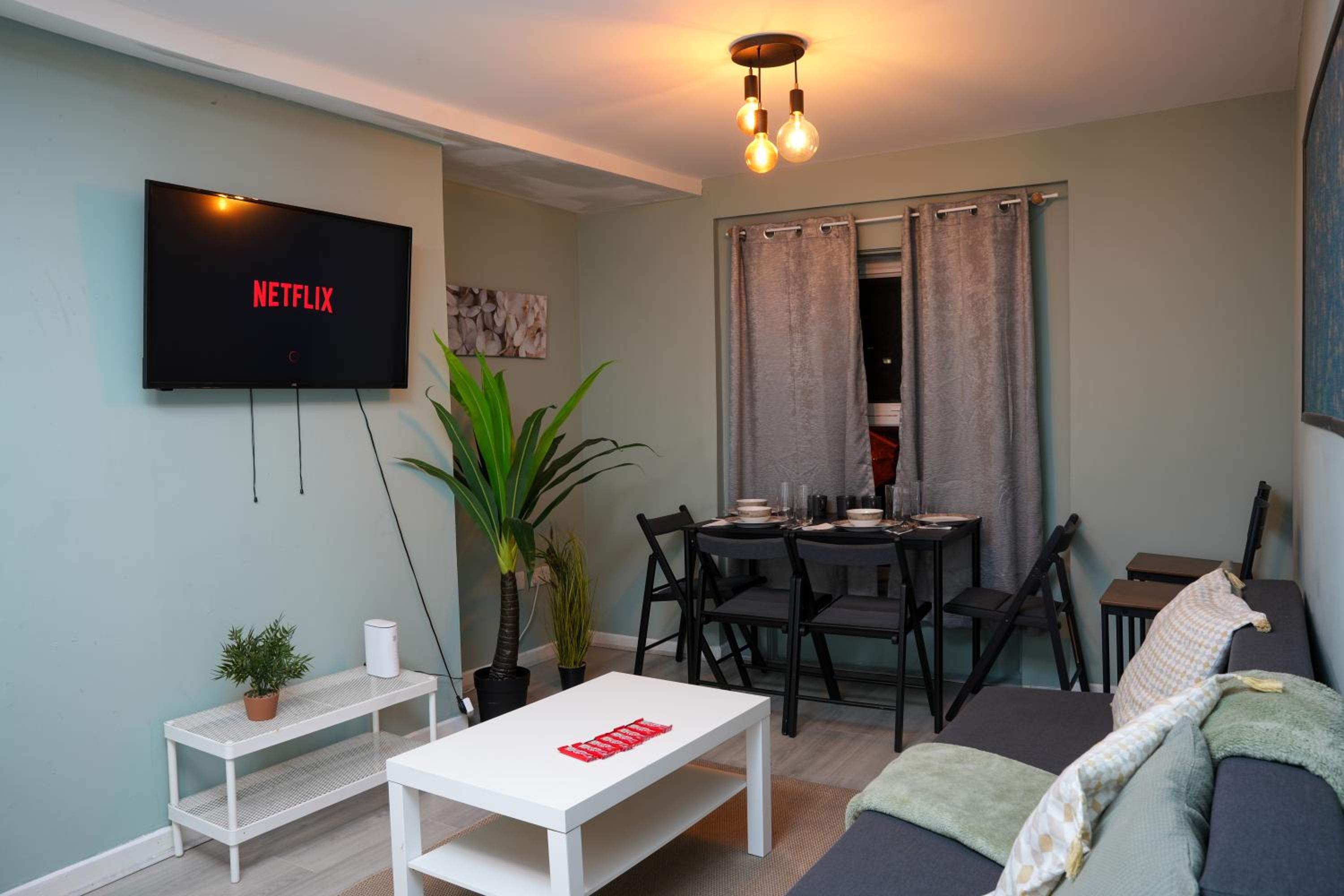 Dublin City Service Apartment