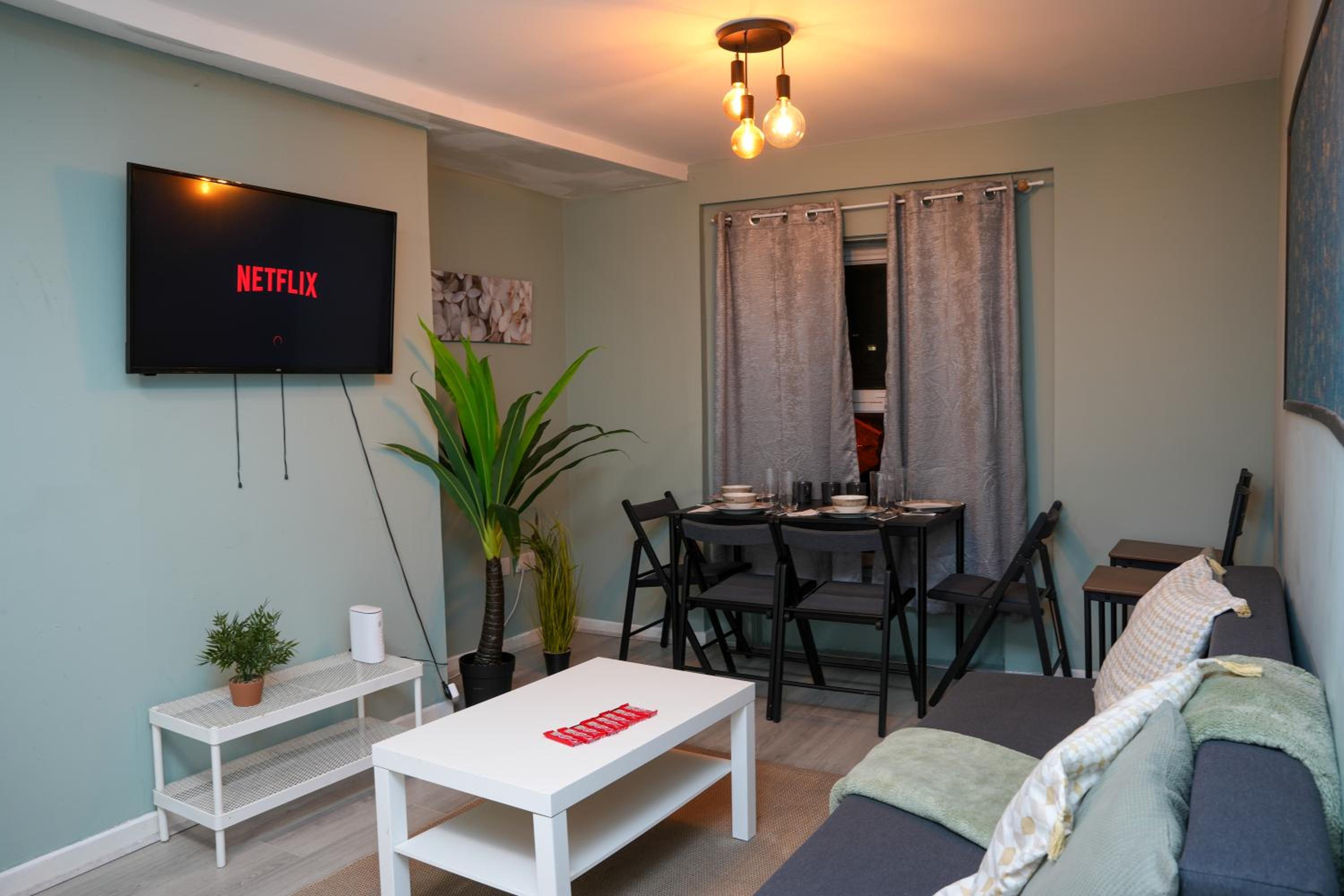 Dublin City Service Apartment