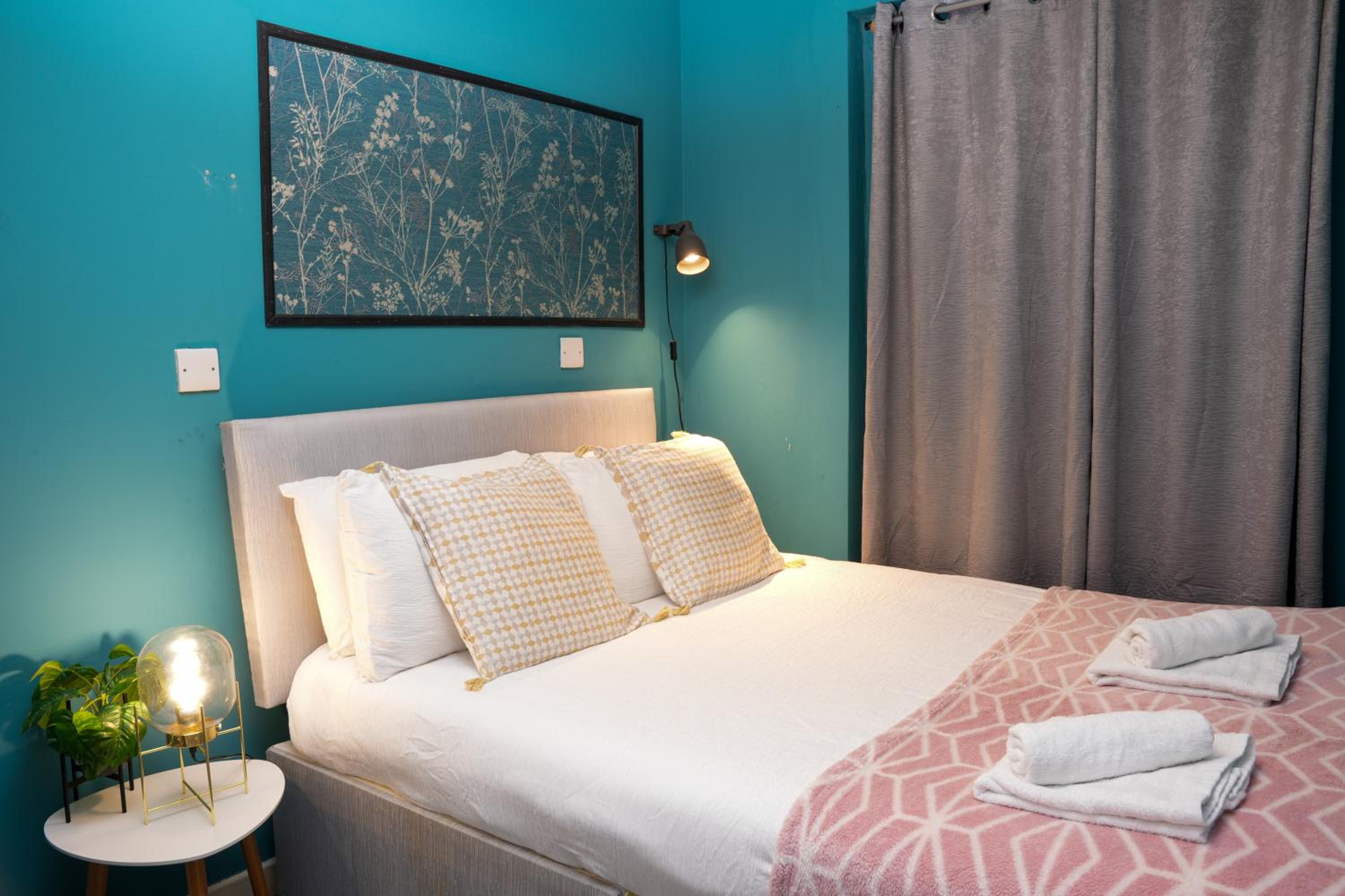 Dublin City Service Apartment