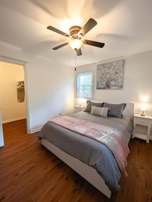 Comfort & Style in One Level view 3