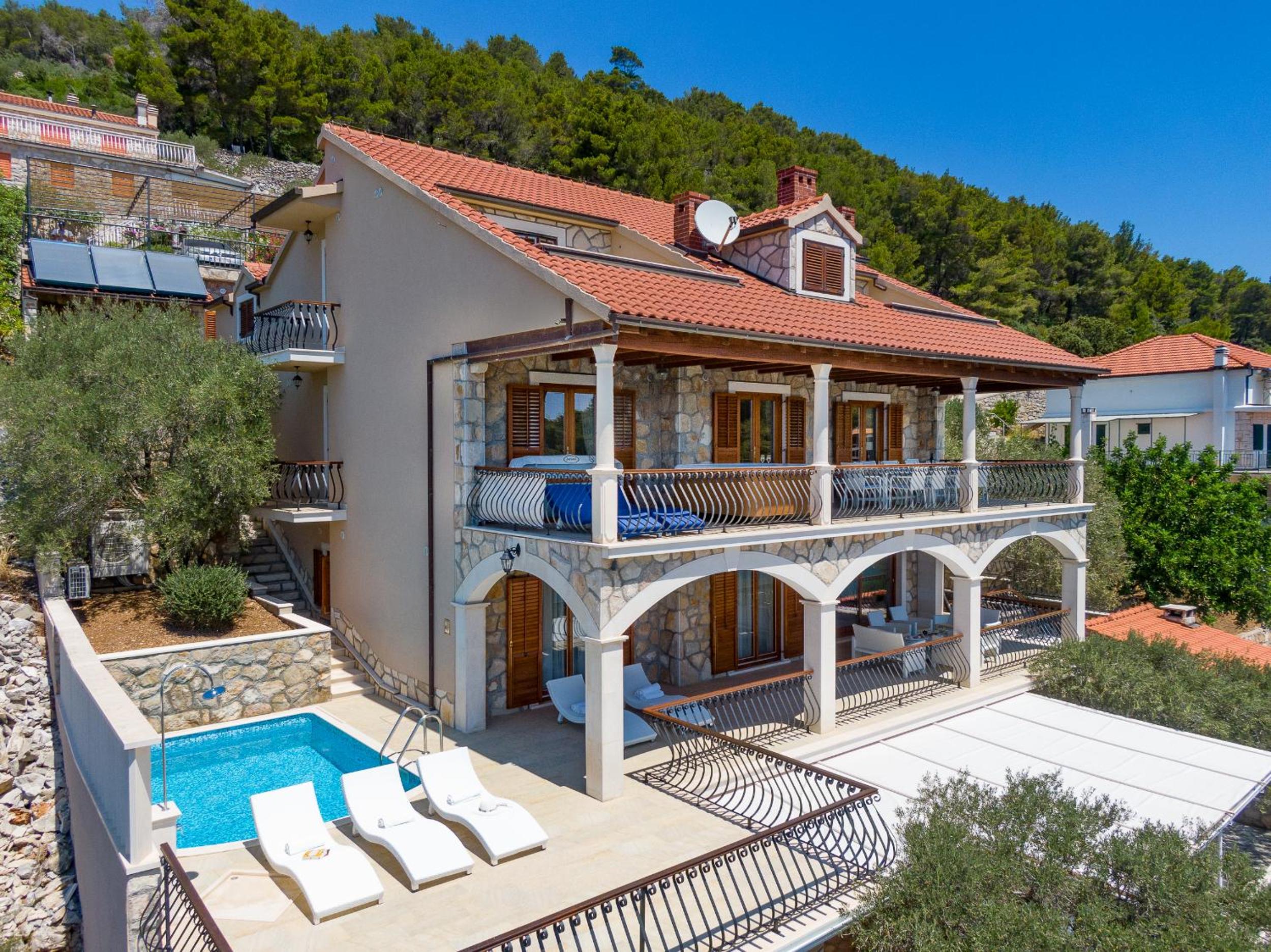 Villa Amfora Korcula - Six bedroom villa with amazing view view 4