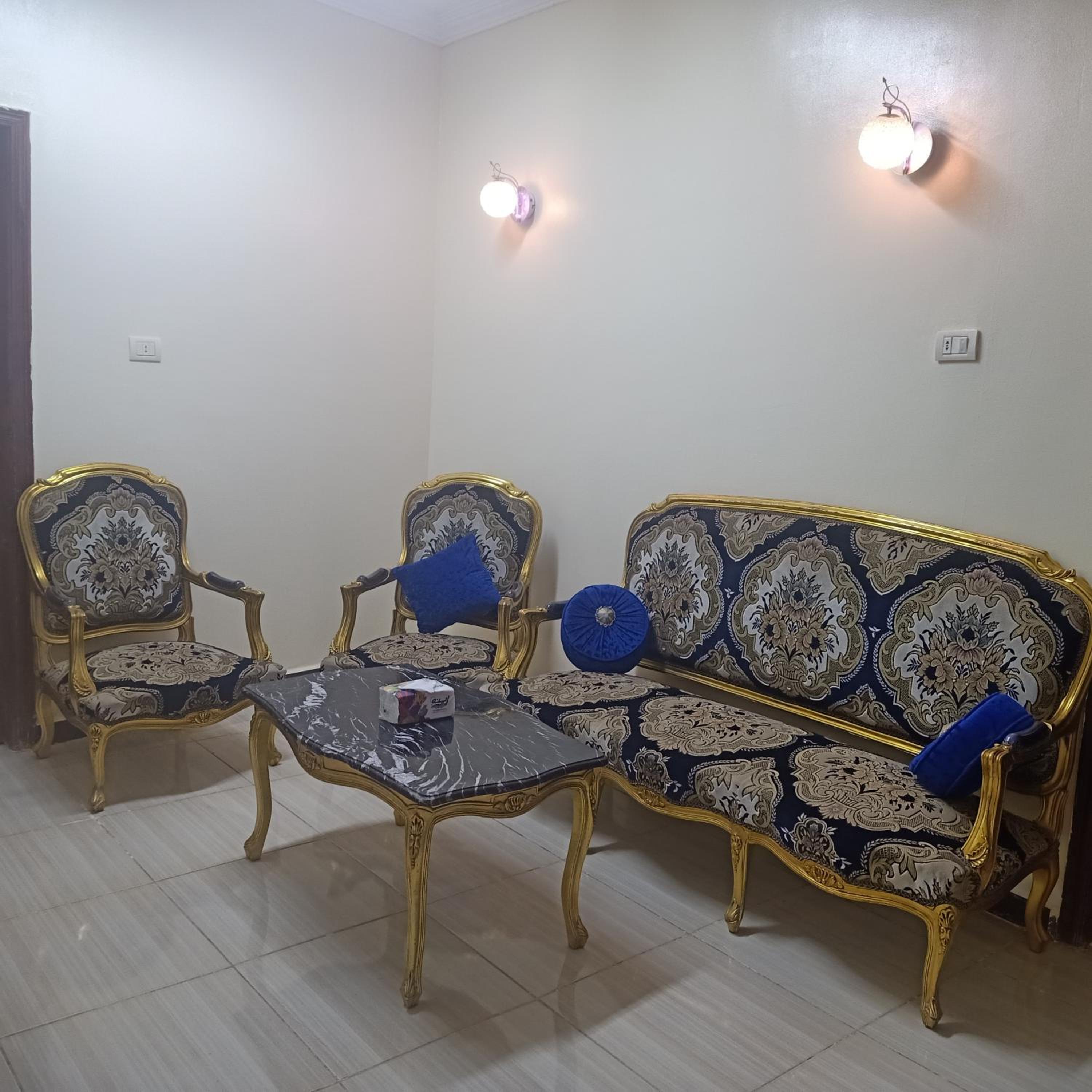 Fares pyramids Hostel