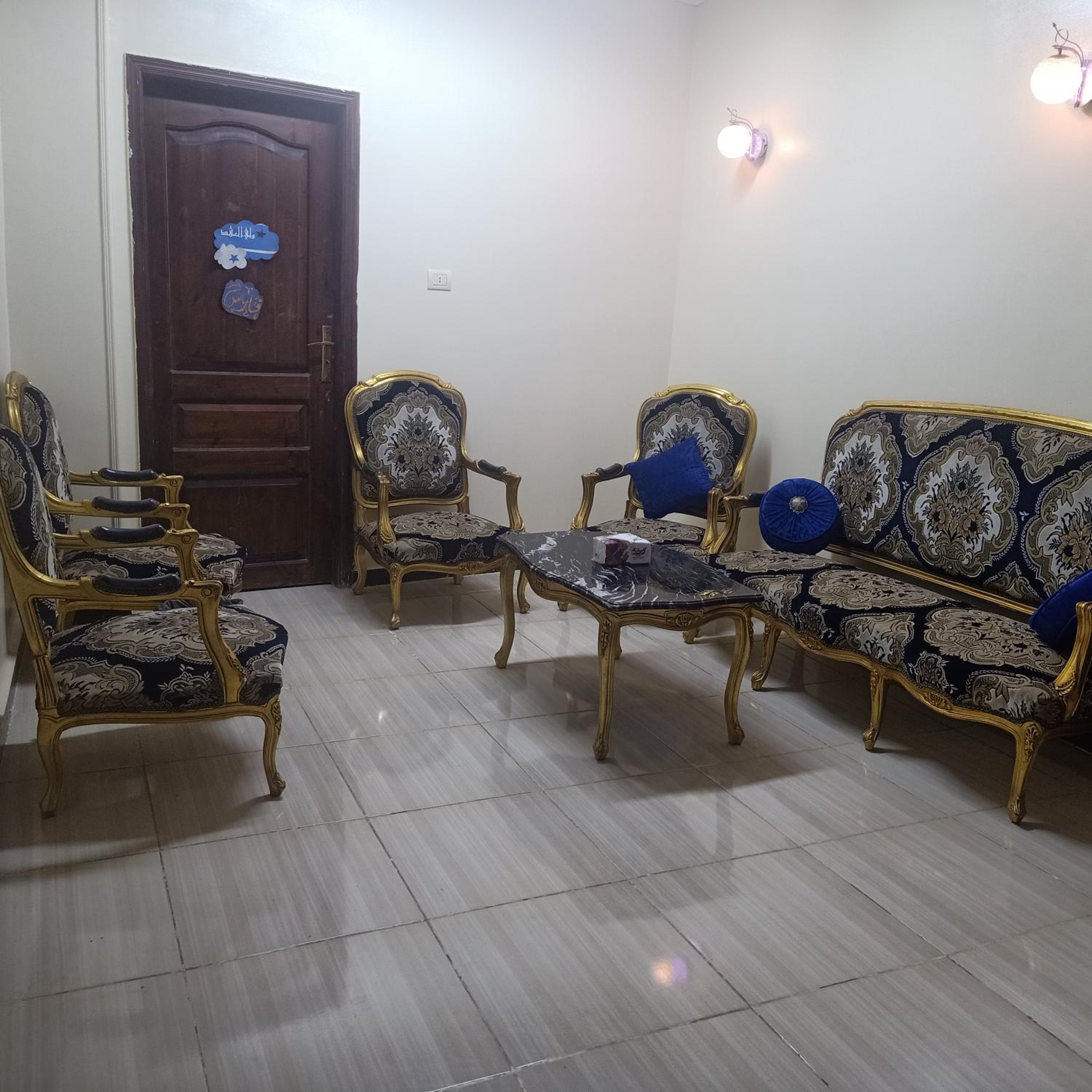 Fares pyramids Hostel