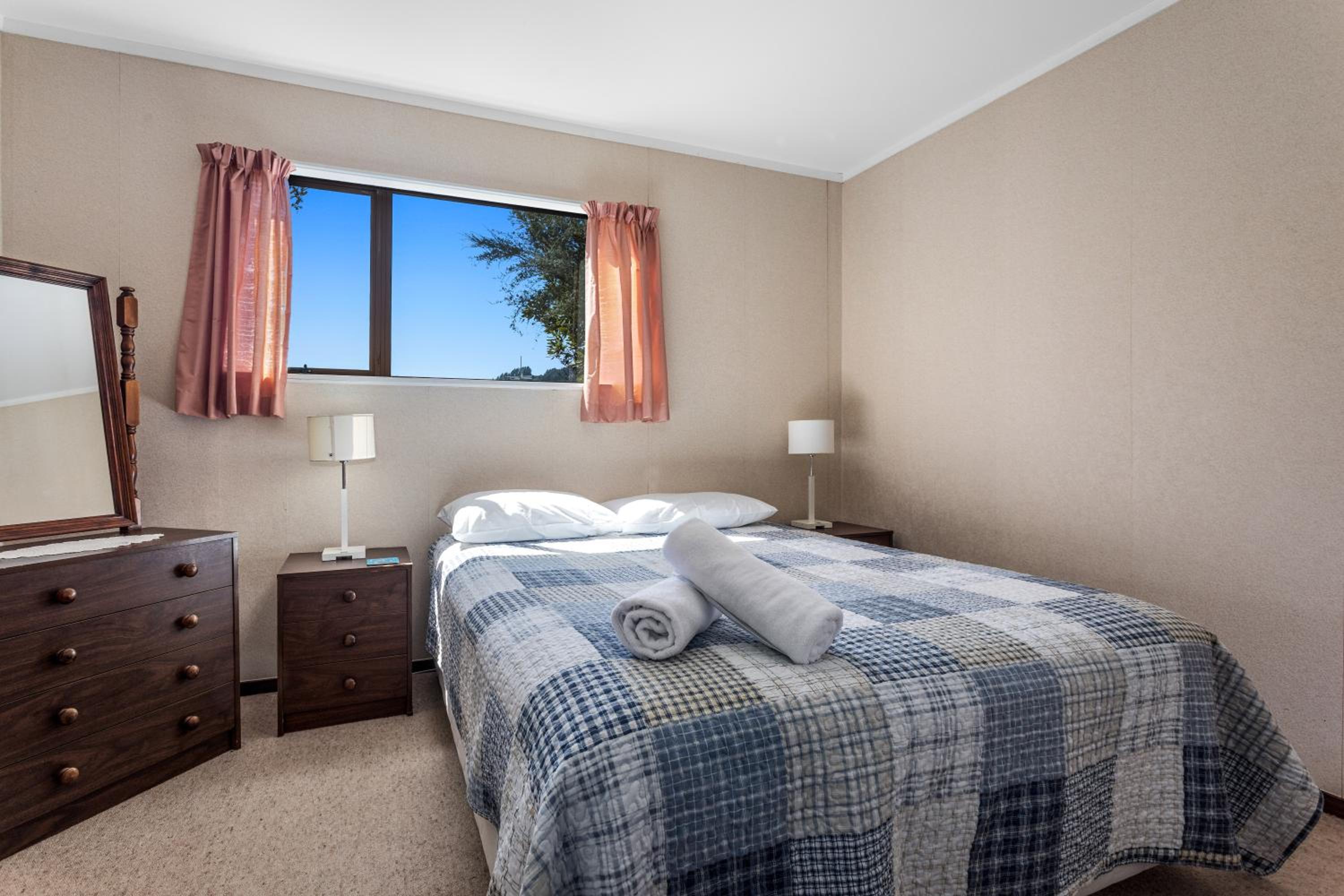 The Treehouse- Whanarua Bay view 5