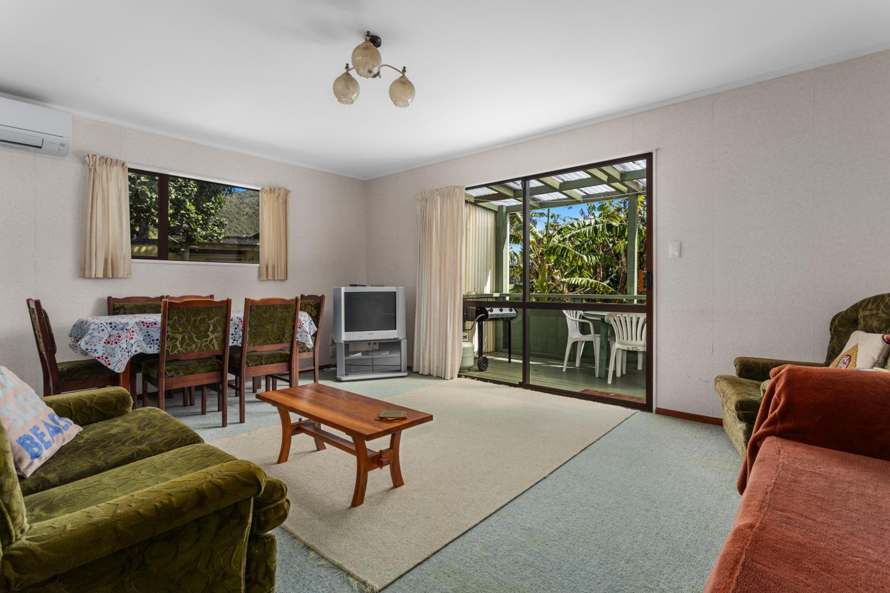 The Treehouse- Whanarua Bay view 4