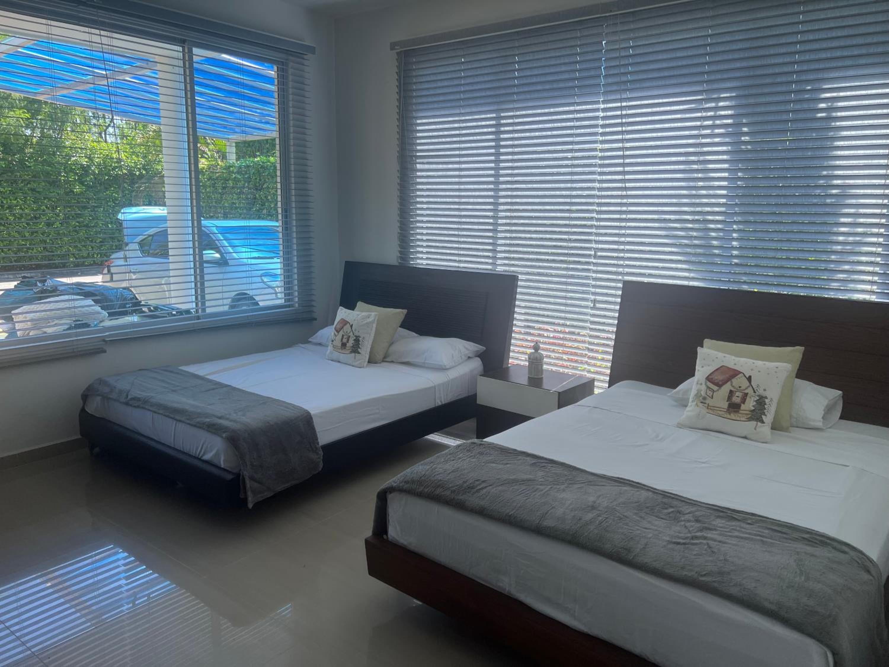 Espectacular casa en girardot