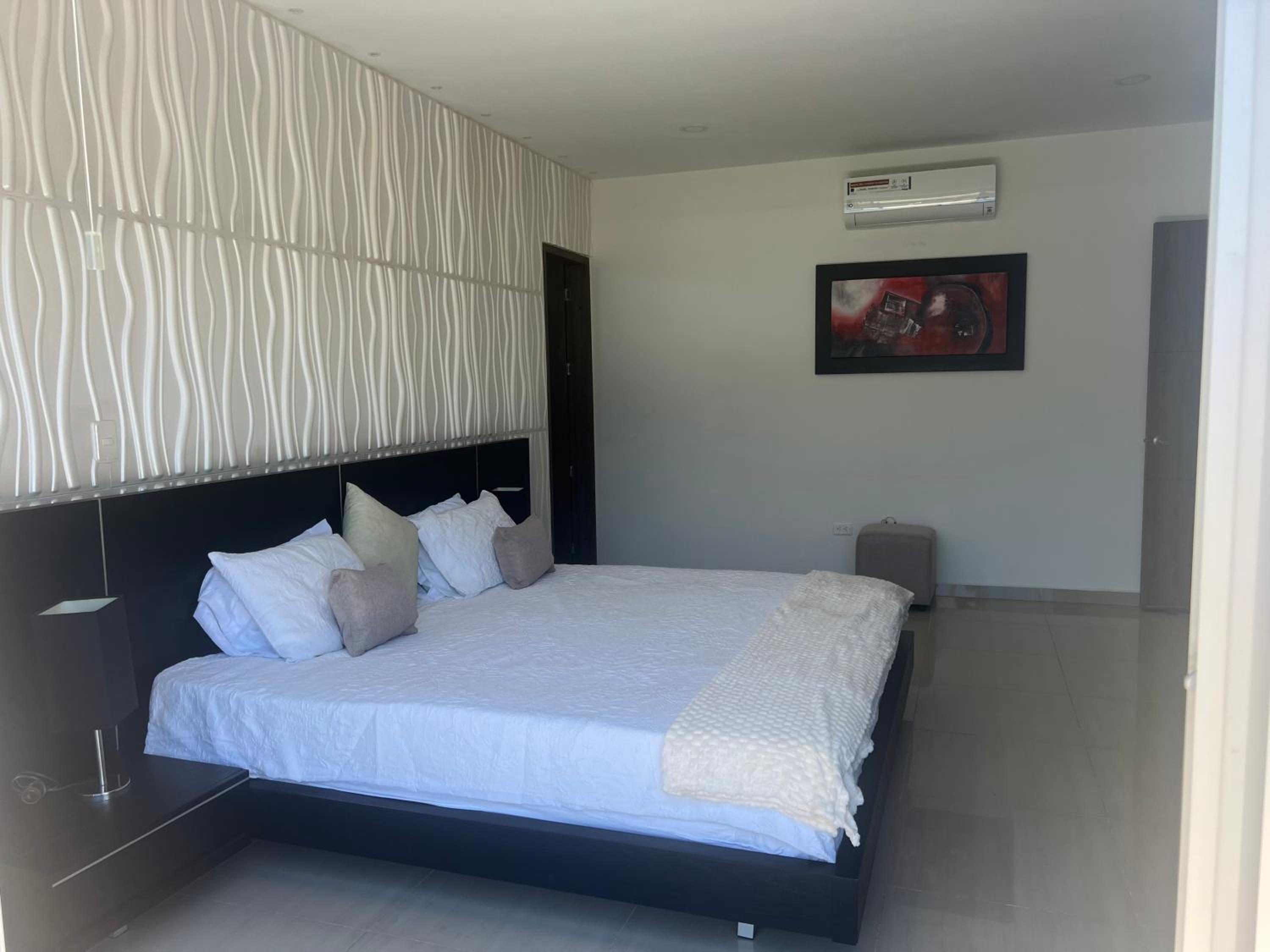 Espectacular casa en girardot