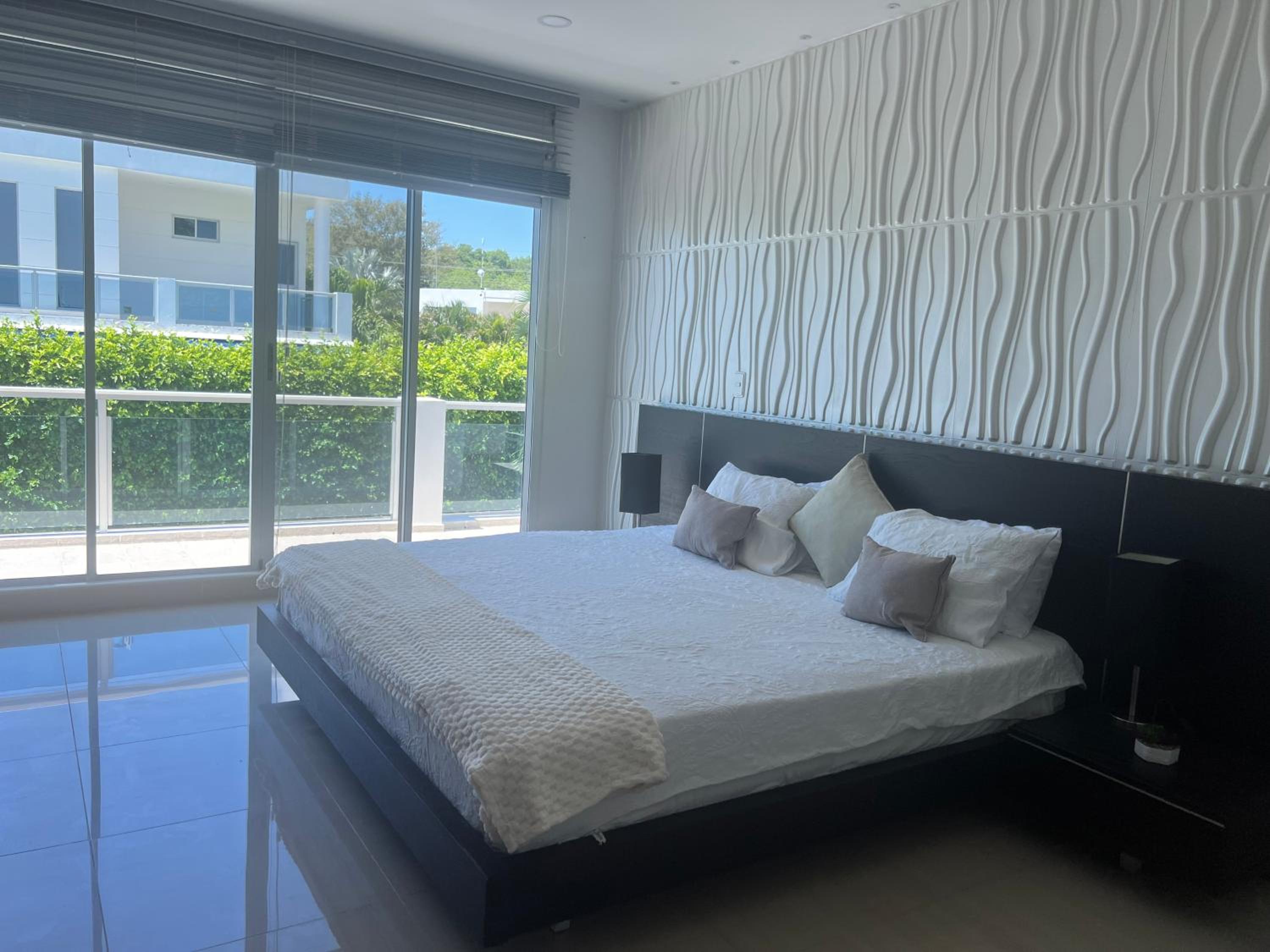 Espectacular casa en girardot