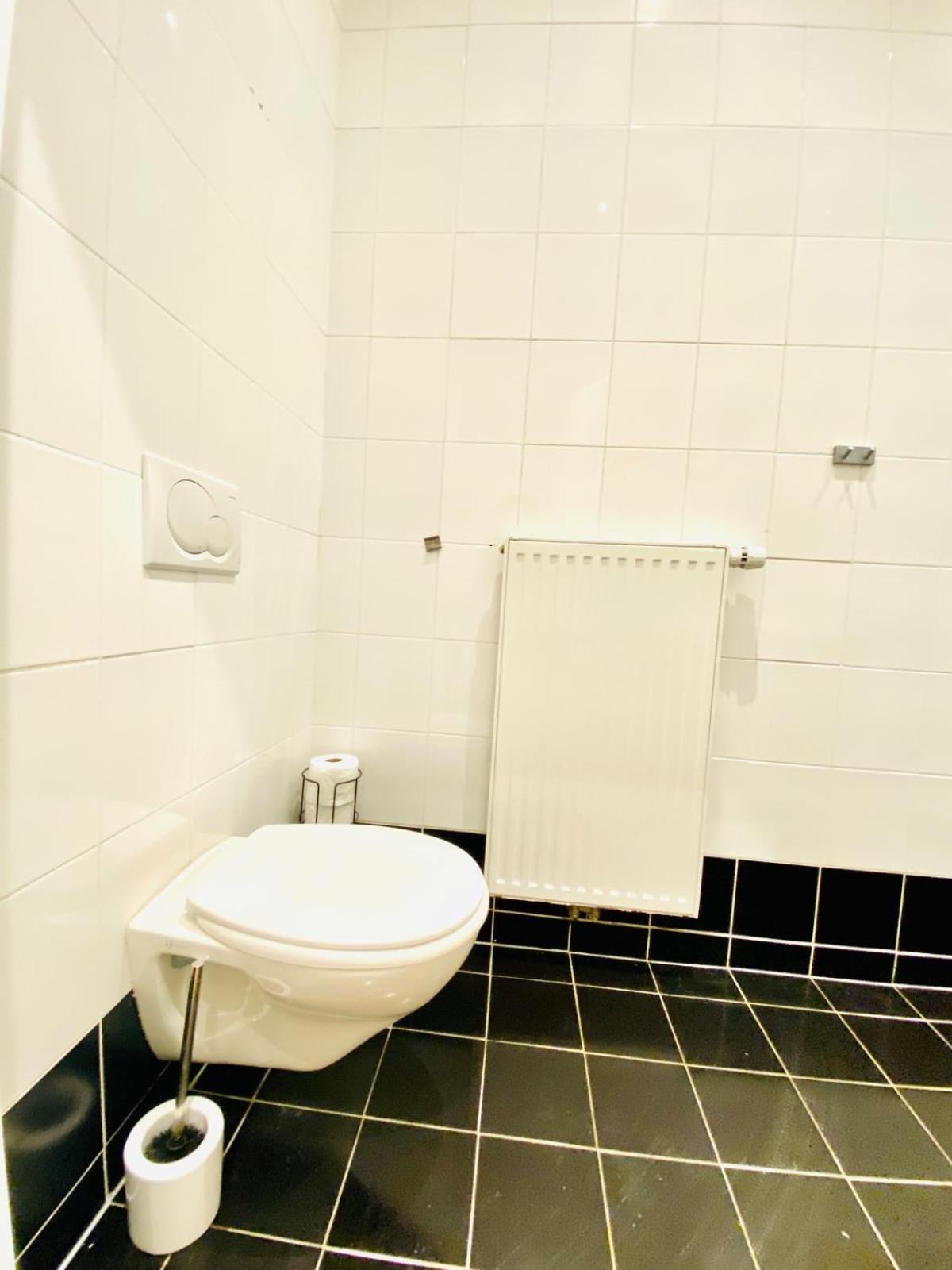 Lovely 4-BR Retreat Ottakring with Stunning City