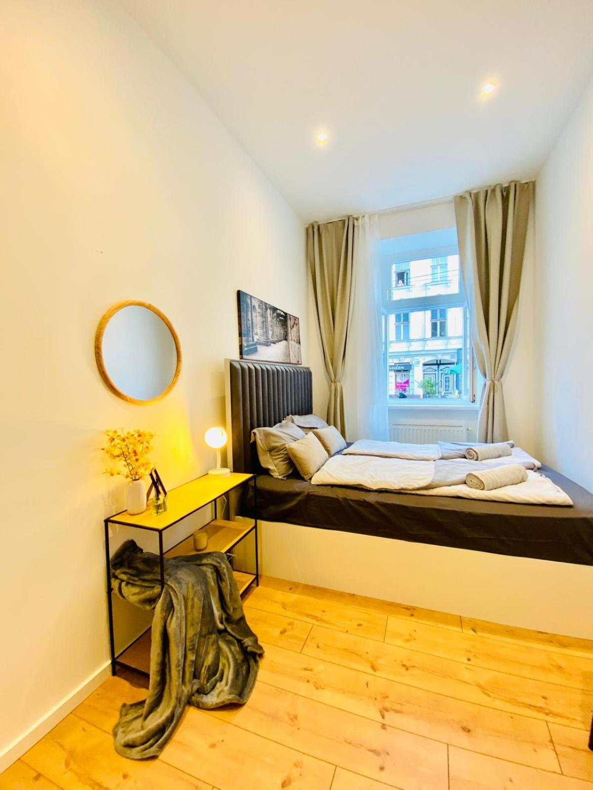Lovely 4-BR Retreat Ottakring with Stunning City