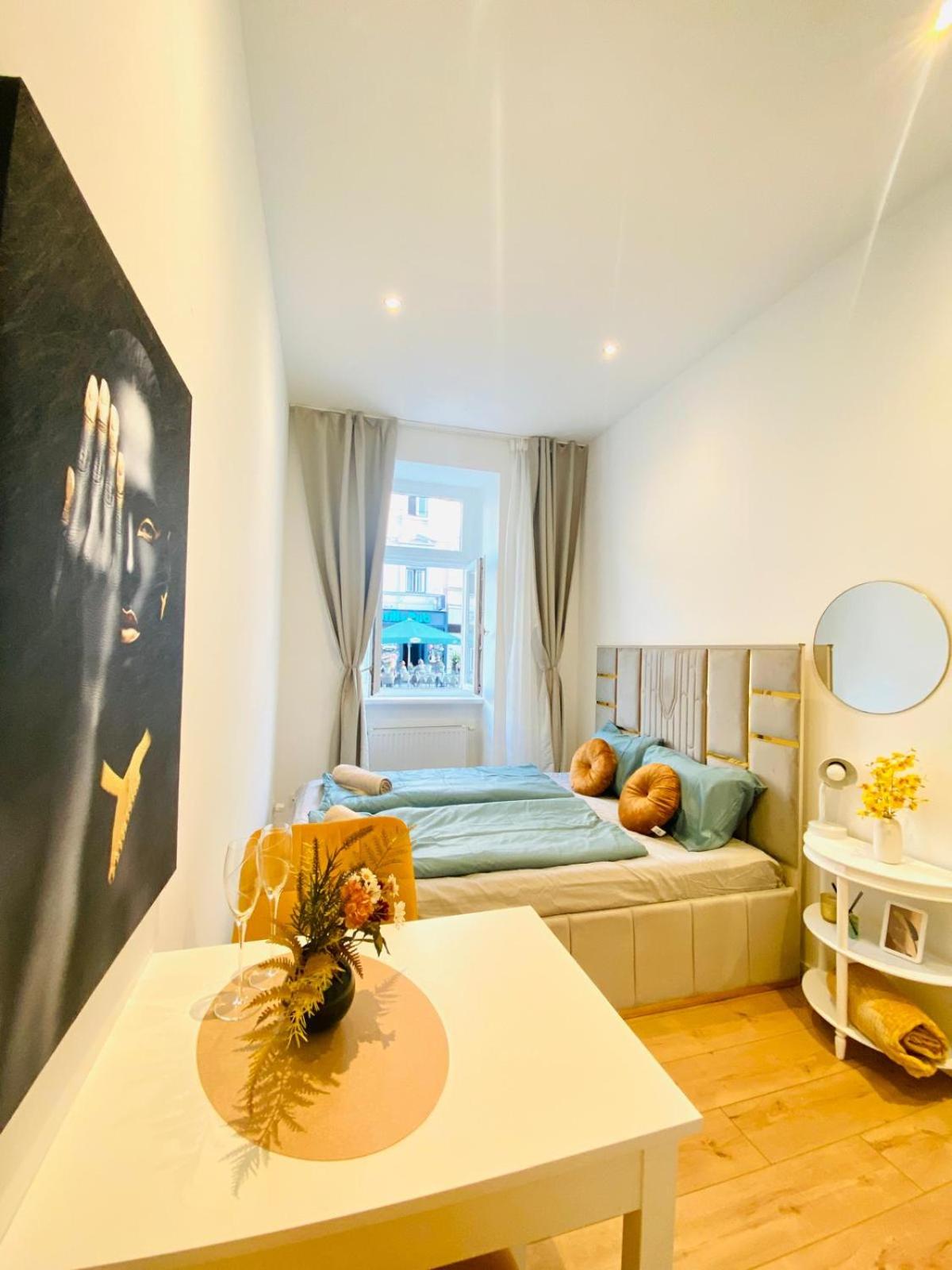 Lovely 4-BR Retreat Ottakring with Stunning City