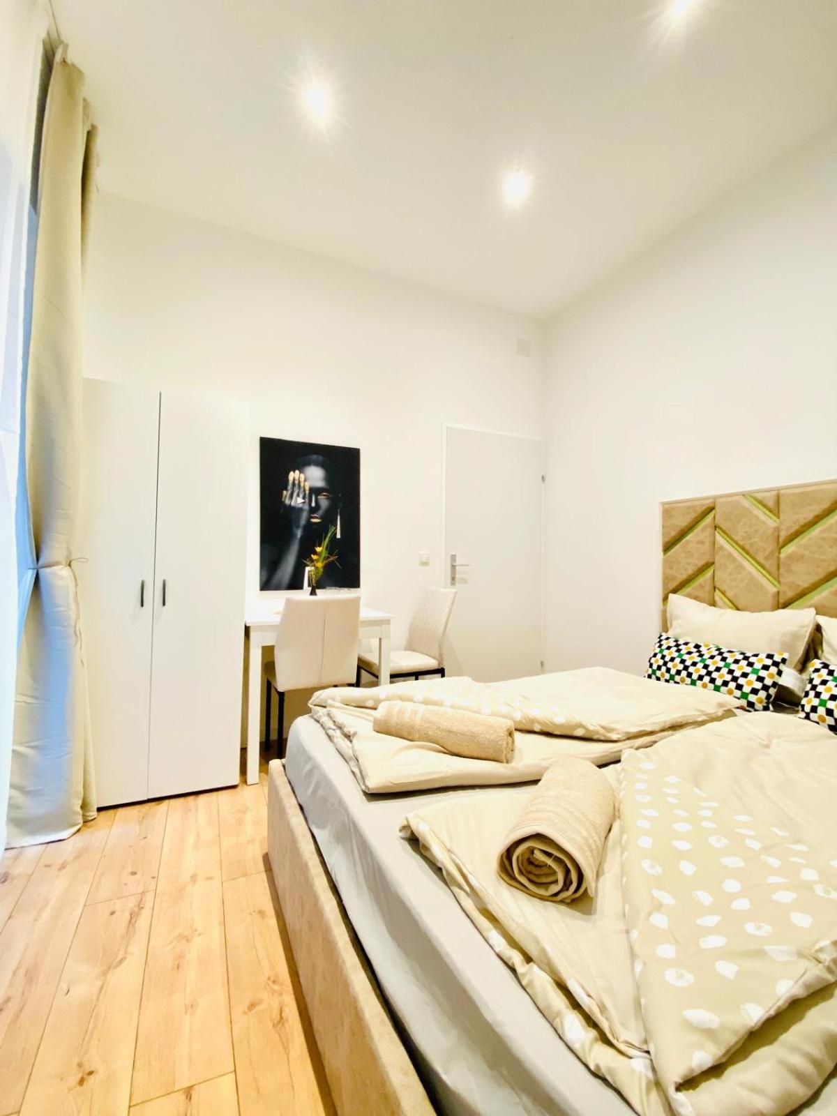 Lovely 4-BR Retreat Ottakring with Stunning City