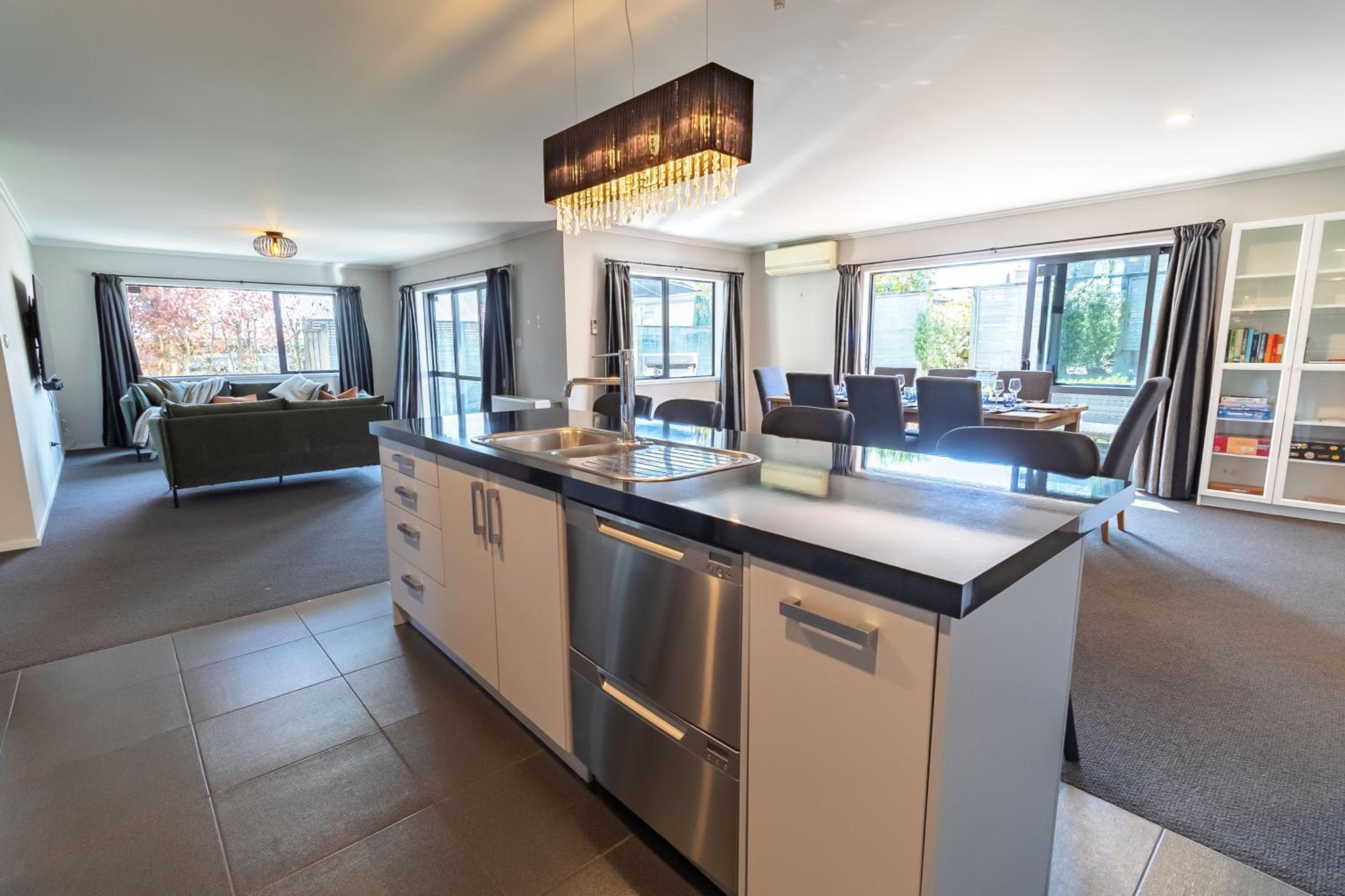 Forest Lakes Luxury