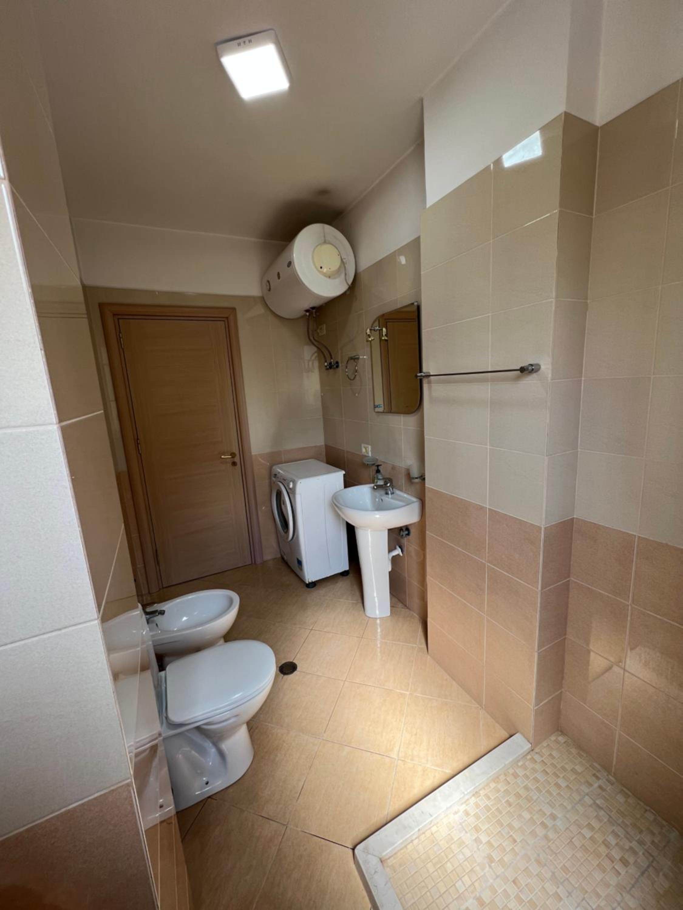 Lake View Apartment Tirana