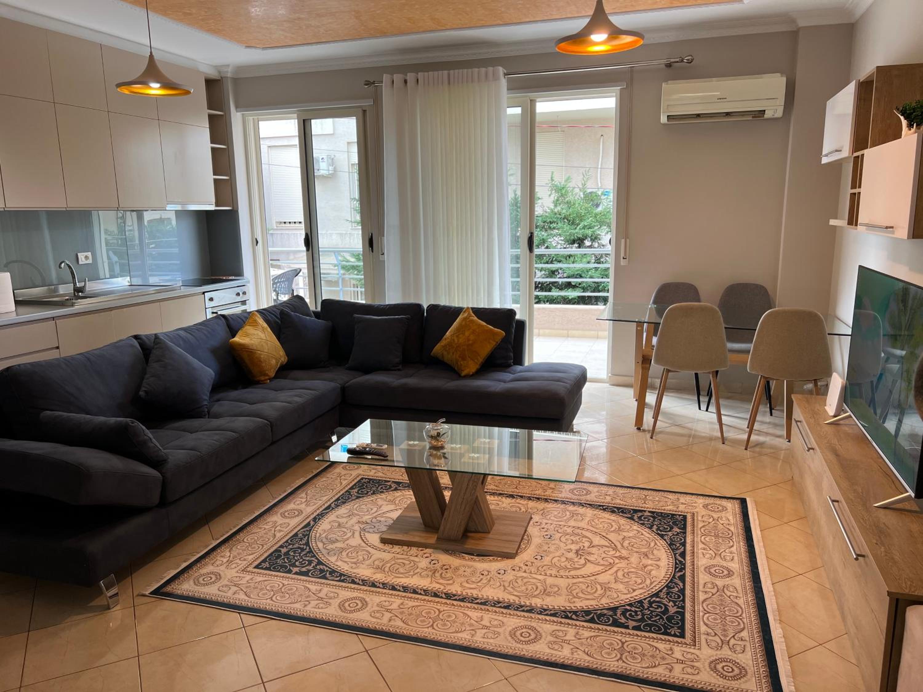 Lake View Apartment Tirana